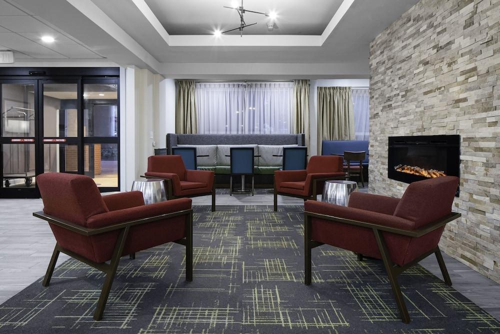 Hampton Inn By Hilton Concord/Bow Exterior photo