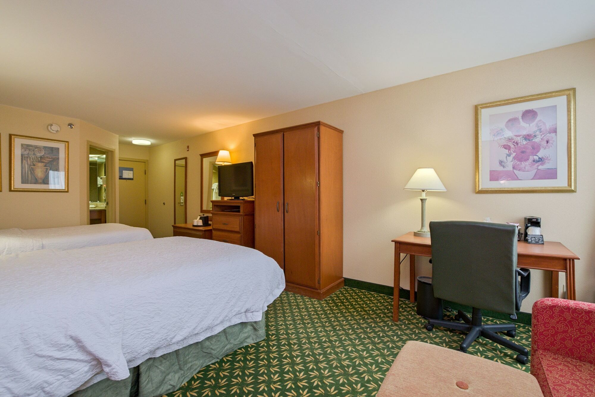 Hampton Inn By Hilton Concord/Bow Exterior photo