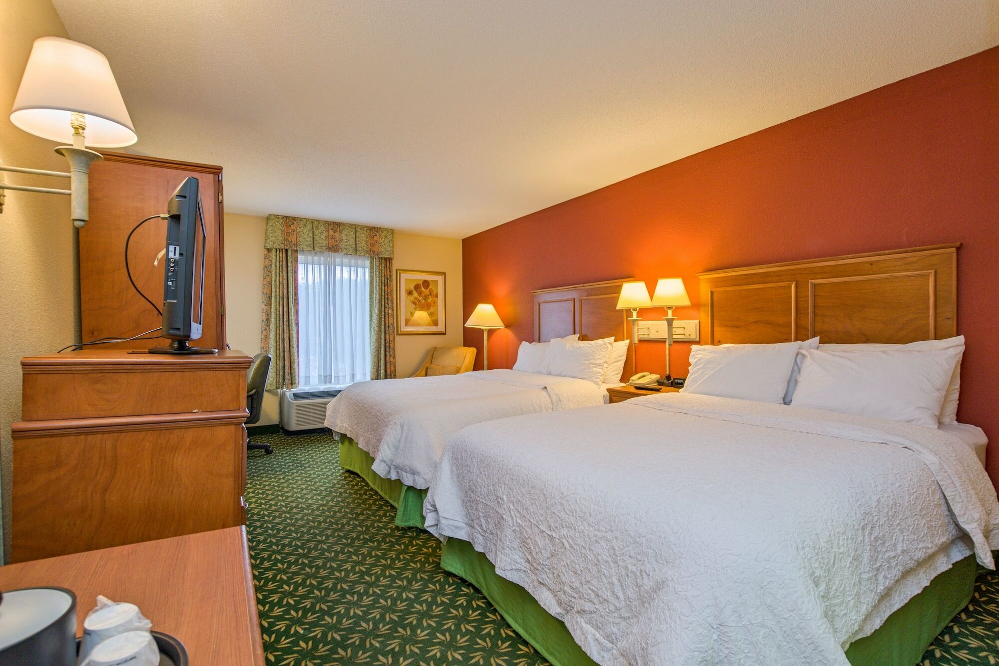 Hampton Inn By Hilton Concord/Bow Exterior photo